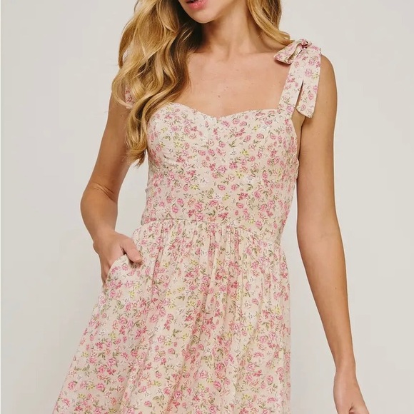Floral Pink Sleeveless Dress - Picture 1 of 7